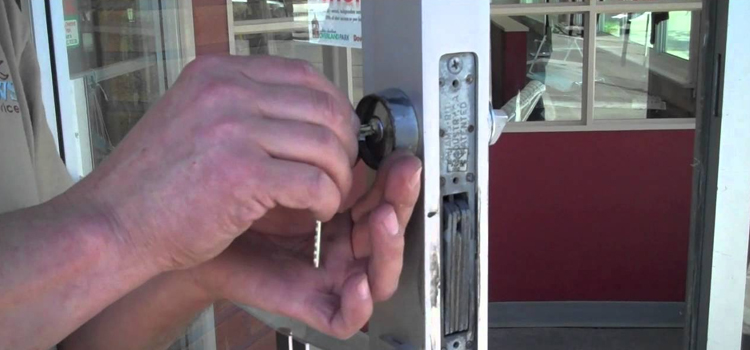 commercial door lock repair Kitchener